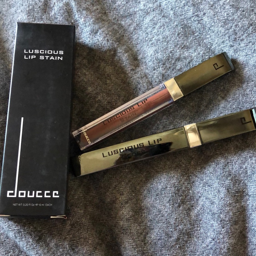 Doucce DARK LUST luscious lip stain